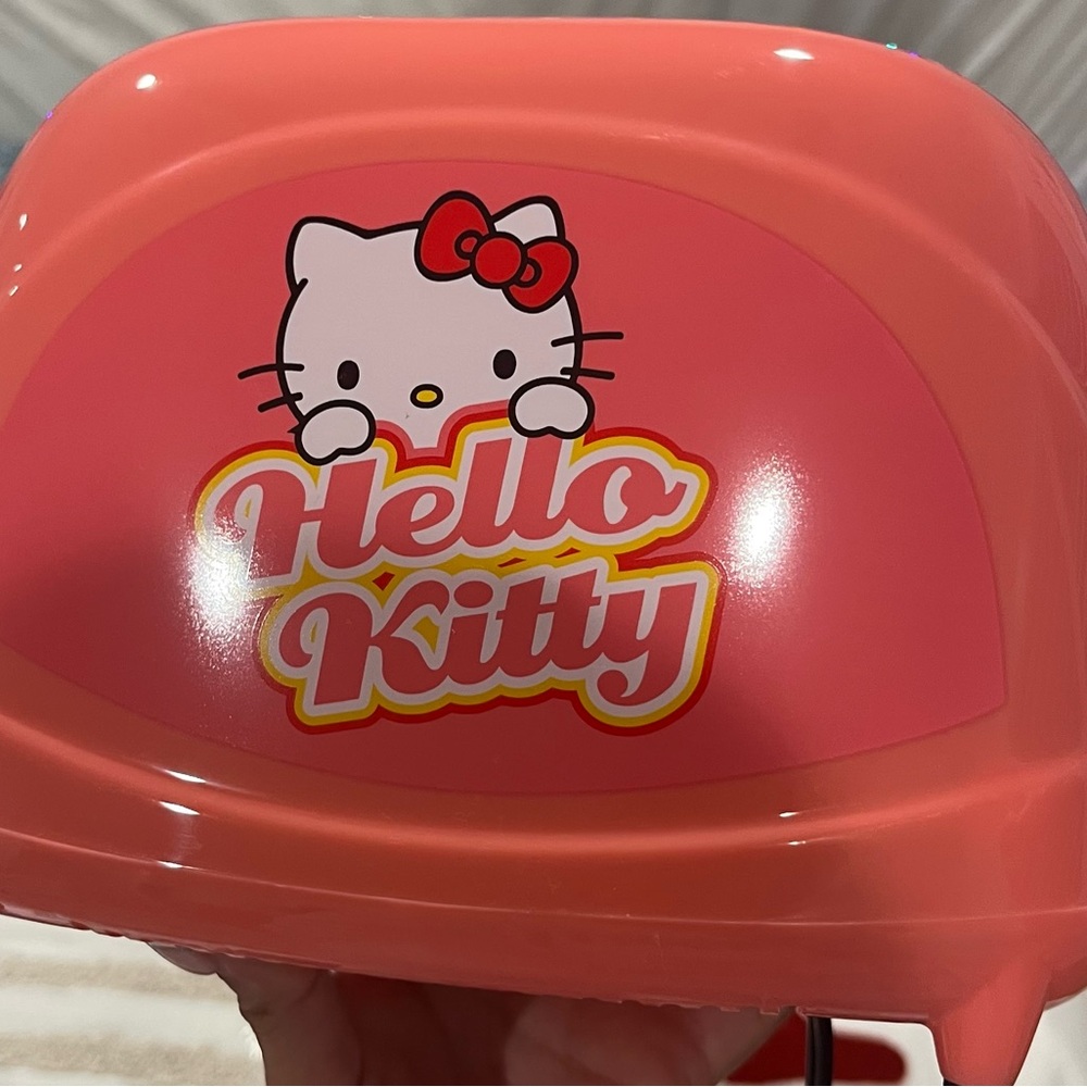Hello Kitty toaster